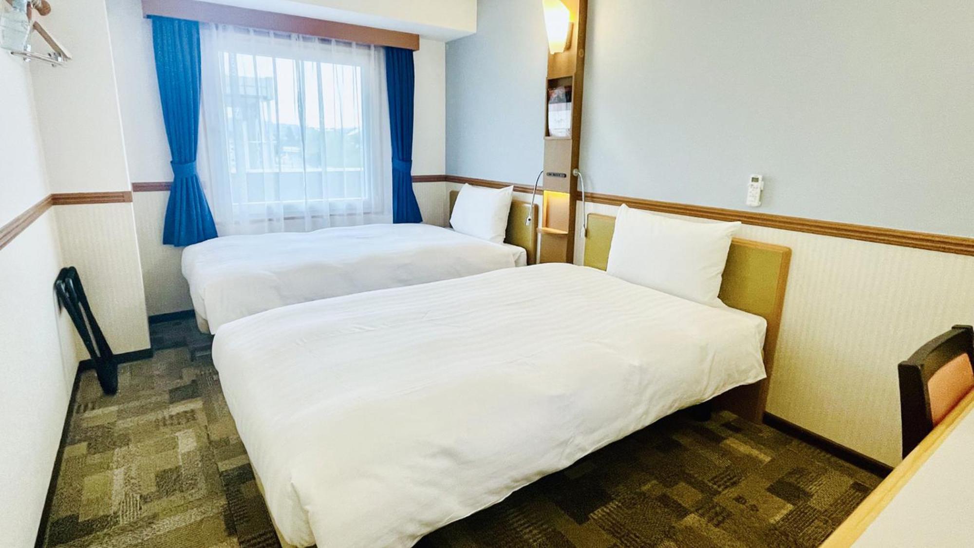 Toyoko Inn Higashi Hiroshima Ekimae Exterior foto
