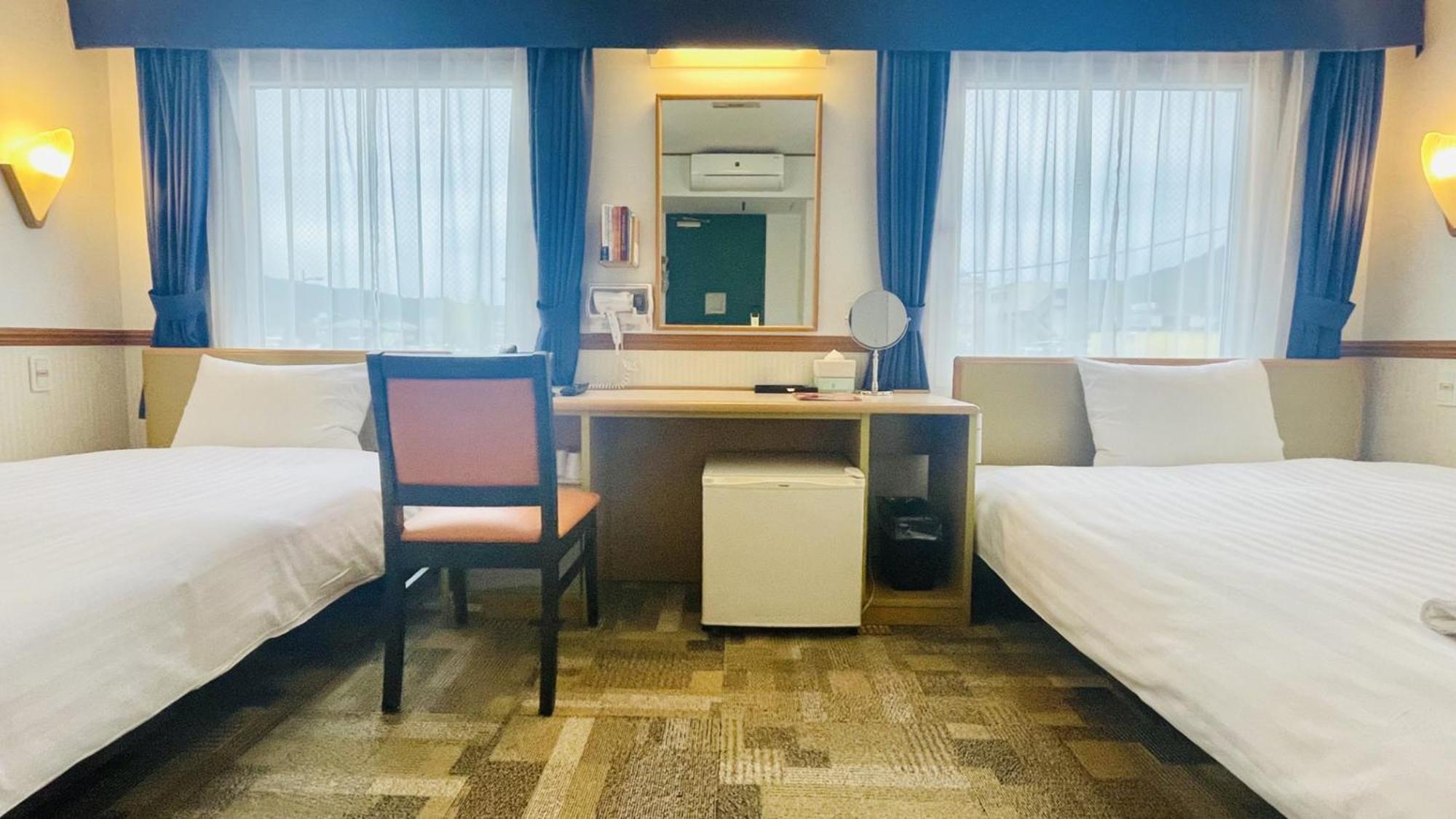 Toyoko Inn Higashi Hiroshima Ekimae Exterior foto